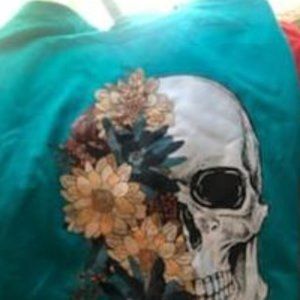 Gildan Teal T Shirt in a large